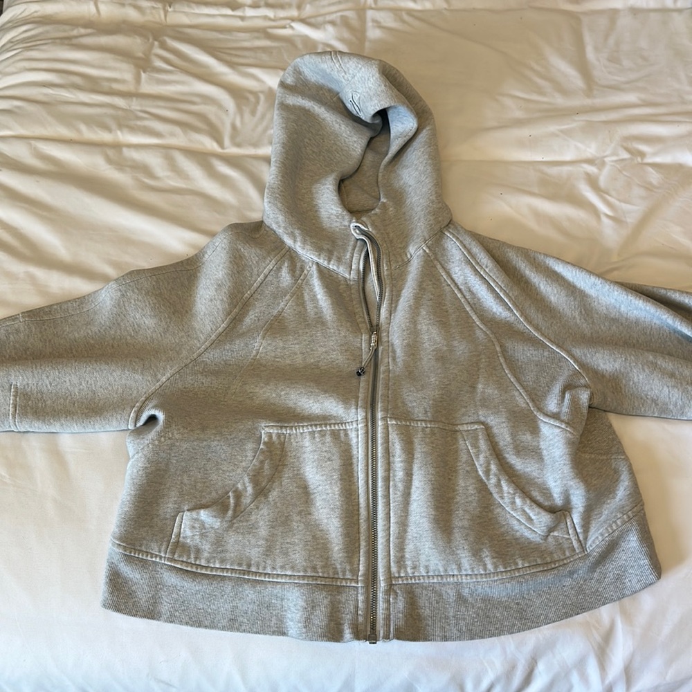 Lululemon cropped oversized full zip ✨